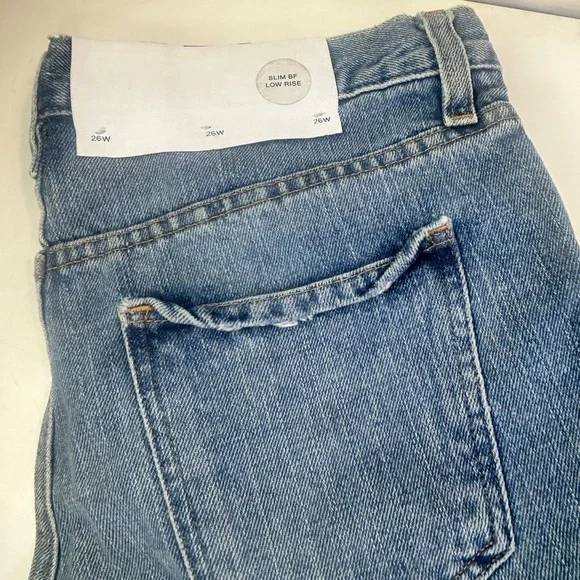 NEW BDG Slim BF Boy Friend Medium Wash Denim Jean Size 26 W Blue Low Rise - Picture 6 of 11